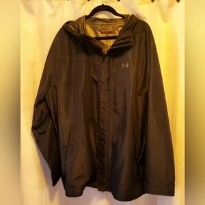 Like-New Vintage Under Armour Men's Black Rain Jacket